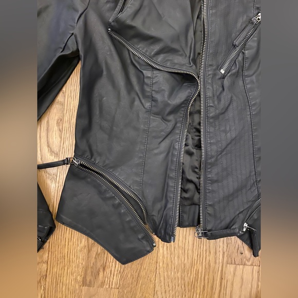 Blank NYC Faux Leather Moto Jacket Sz Small NWT - Picture 4 of 9